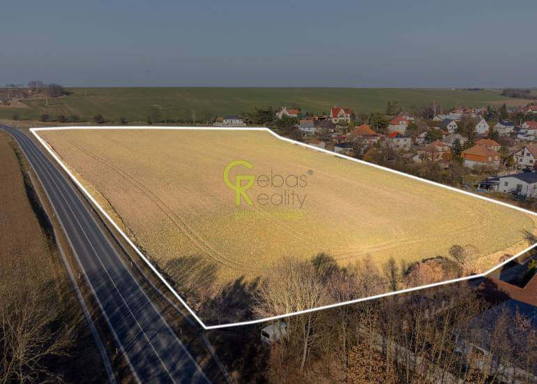 stavební pozemky 23.591  m² vhodné pro developery - Plaňany u Kolína