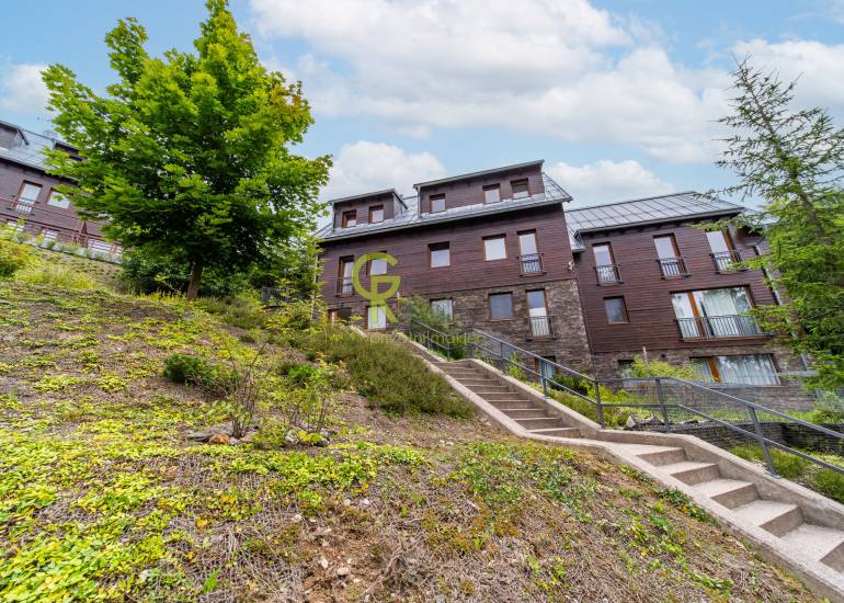 Prodej moderního horského apartmánu 1+kk v Bratrouchově, západní Krkonoše