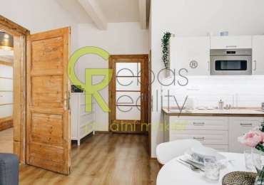 2+kk po rekonstrukci a s vybavením - Na Výtoni, Praha 2