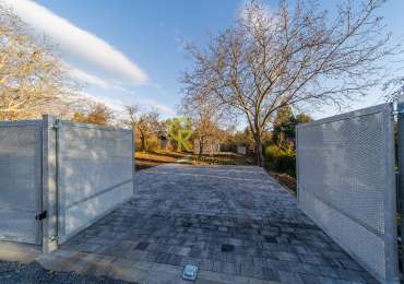 celoročně obyvatelný domek s velkou zahradou - Na Lahovské, Velká Chuchle