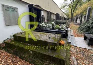 rodinná hrobka u vstupní brány - Olšanské hřbitovy, Praha 3