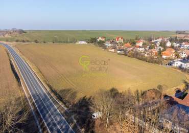 stavební pozemky 23.591  m² vhodné pro developery - Plaňany u Kolína