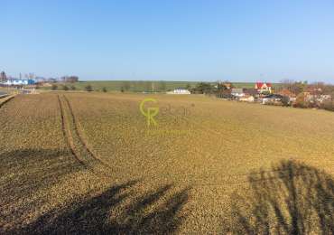 stavební pozemky 23.591  m² vhodné pro developery - Plaňany u Kolína