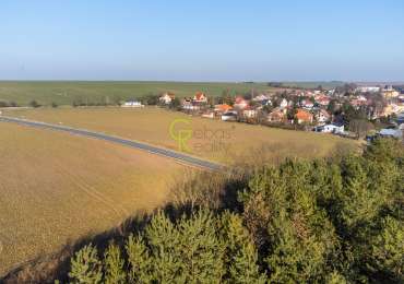 stavební pozemky 23.591  m² vhodné pro developery - Plaňany u Kolína