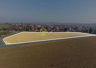 stavební pozemky 23.591  m² vhodné pro developery - Plaňany u Kolína