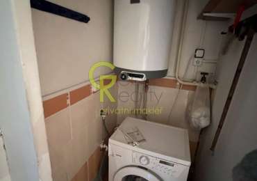 venkovský dům s prostornou stodolou - Záryby, Praha východ
