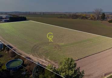Exkluzivní prodej stavebního pozemku 11 770 m² – Předměřice nad Labem, Hradec Králové